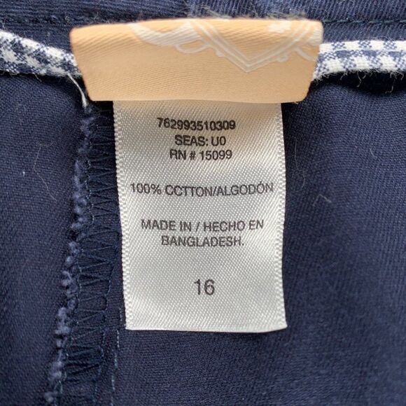 Covington Women's Blue Signature Fit Khaki Shorts‎ - Picture 7 of 7